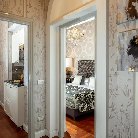 The At The Spanish Steps Luxury Collection - Bocca Di Leone 63 Luxury *
